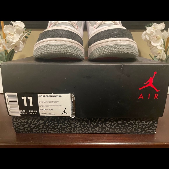 Jordan 3 Retro Fire Red (2013) Size 11 - Picture 10 of 11